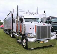 Peterbilt.jpg